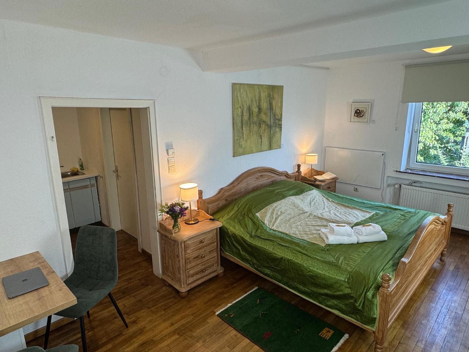 Rhein River Guesthouse - direkt am Rhein Classic Triple Room 3