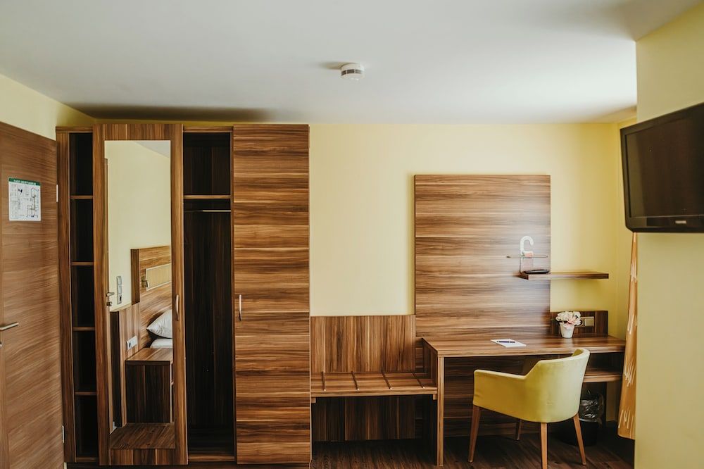 Hotel Meyer Business Triple Room 4