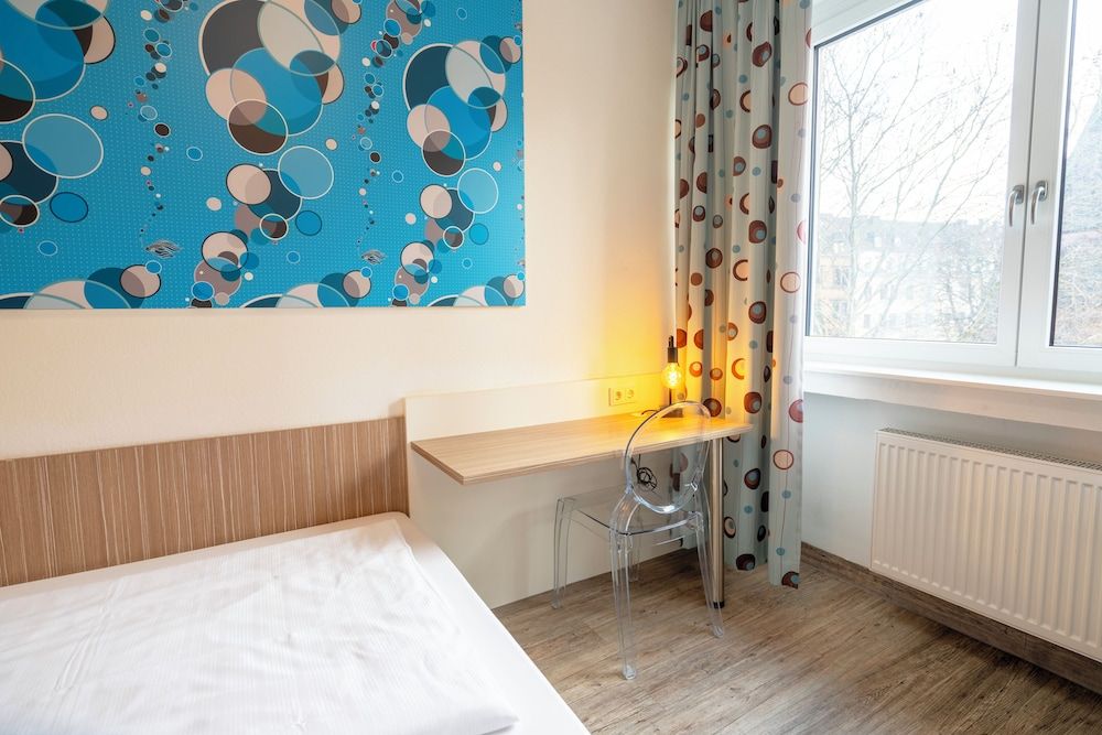 Hotel Madeleine Comfort Single Room 4