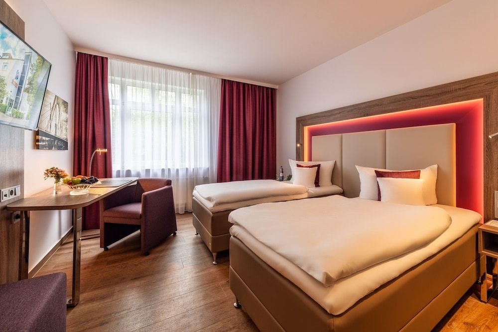 Best Western Plus Hotel Stadtquartier Haan Standard Room, 1 Double Bed, Park View
