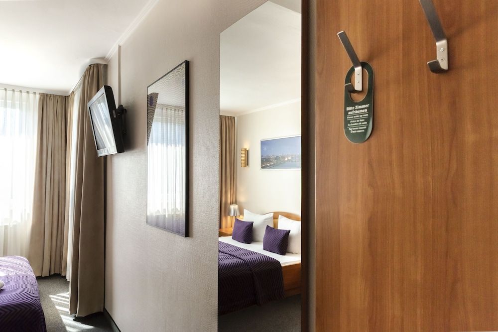Hotel Ambiente Berlin City Double or Twin Room 26
