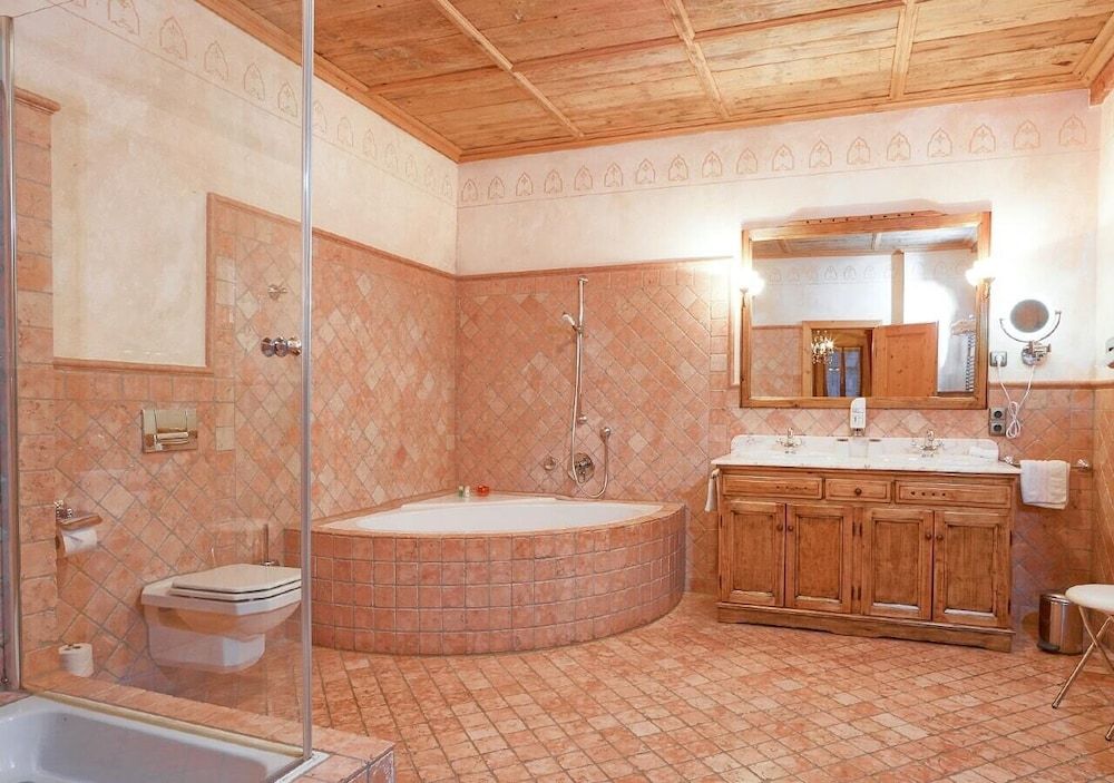 Historik Hotel Gotisches Haus Deluxe Room (Explorer) 2