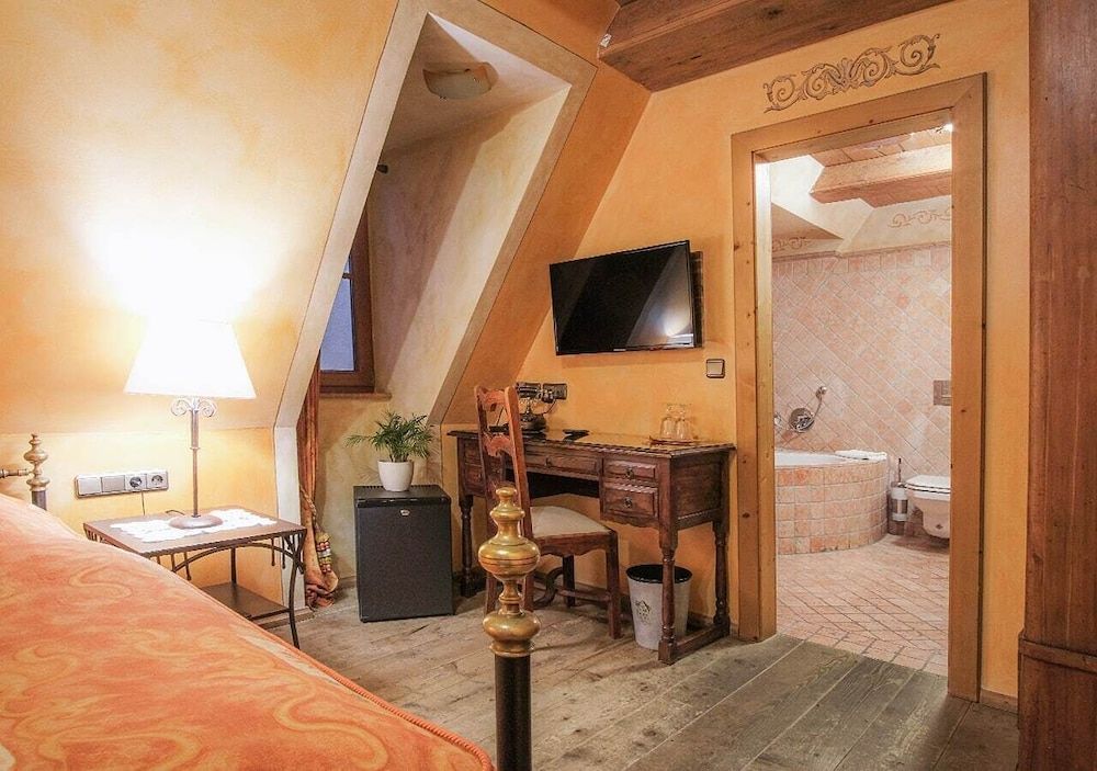 Historik Hotel Gotisches Haus Standard Double Room 5