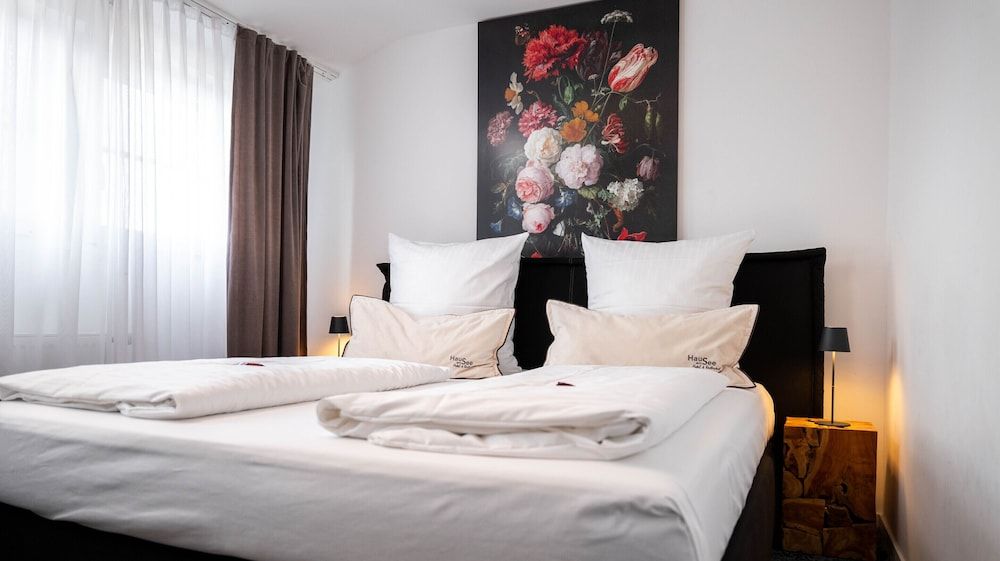 Hotel Haus am See Standard Double Room, Private Bathroom 3