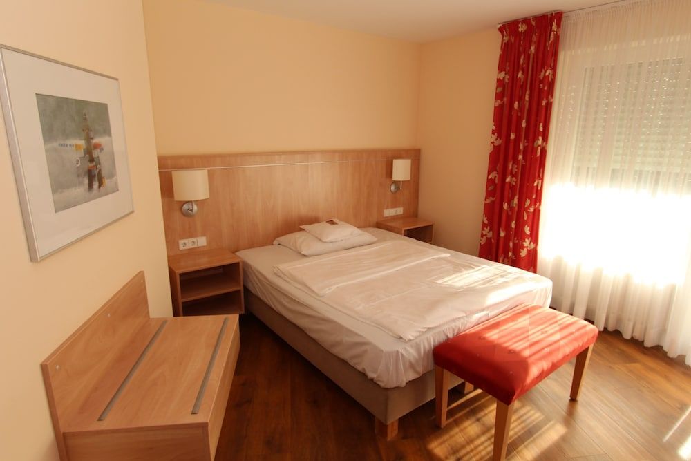 Economy Single Room