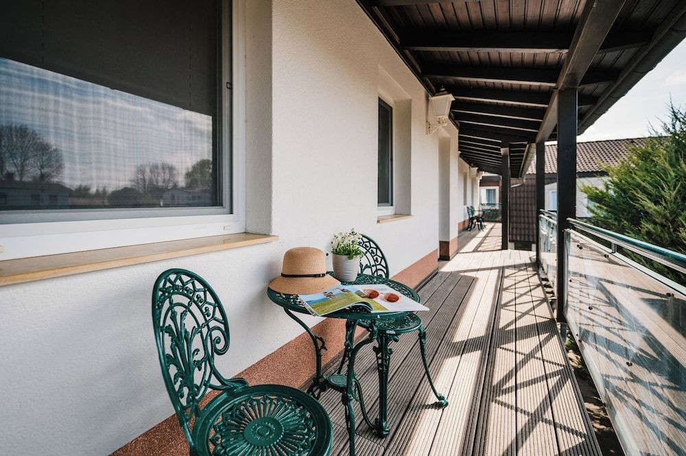 Gasthaus & Pension Zur Schaabe Basic Double Room (First Floor, Nebenhaus) 6