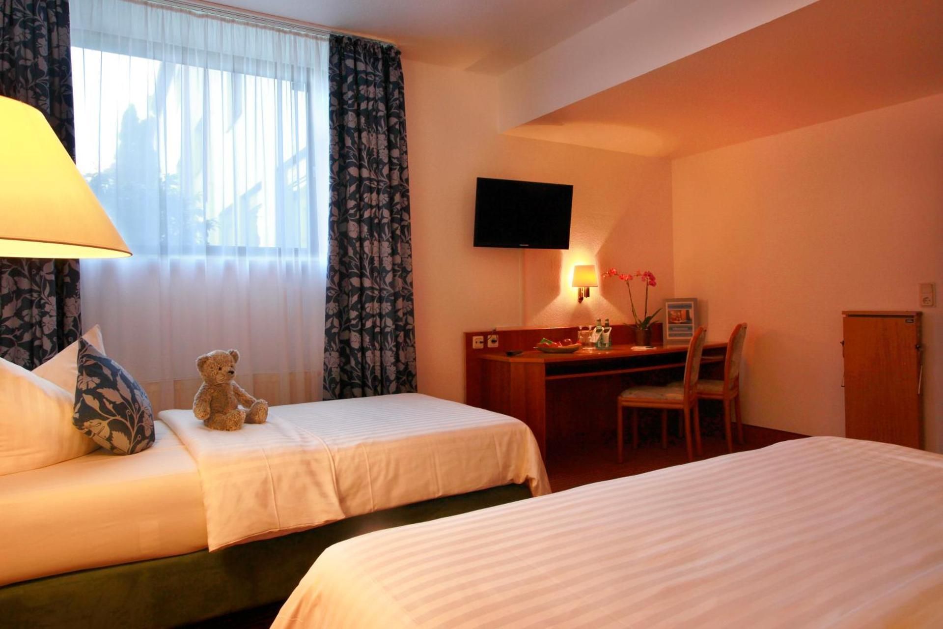 Triple Room with Private Bathroom