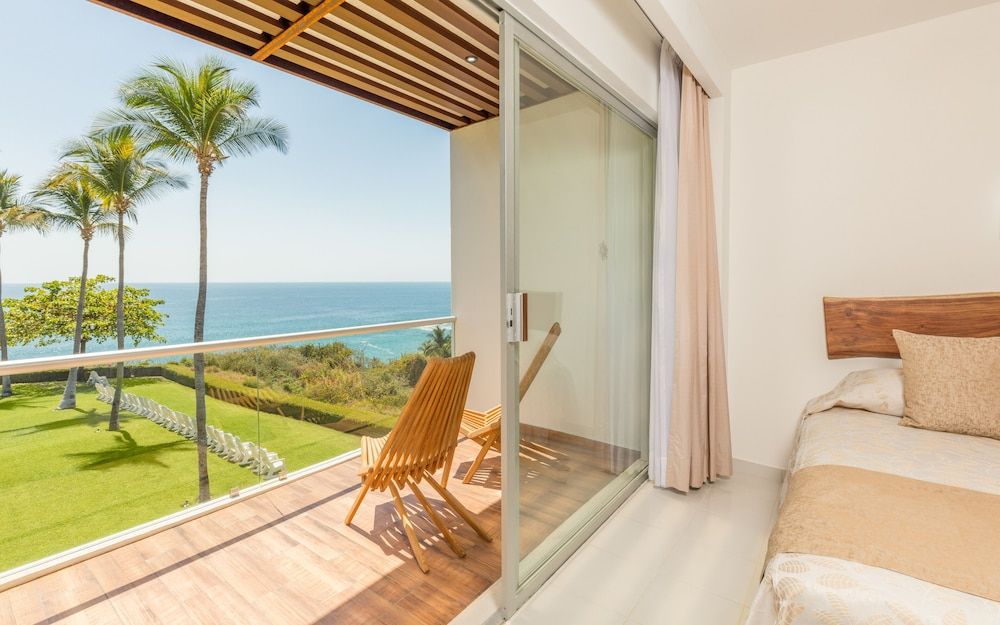 Deluxe Room, 1 King Bed, Terrace, Sea View