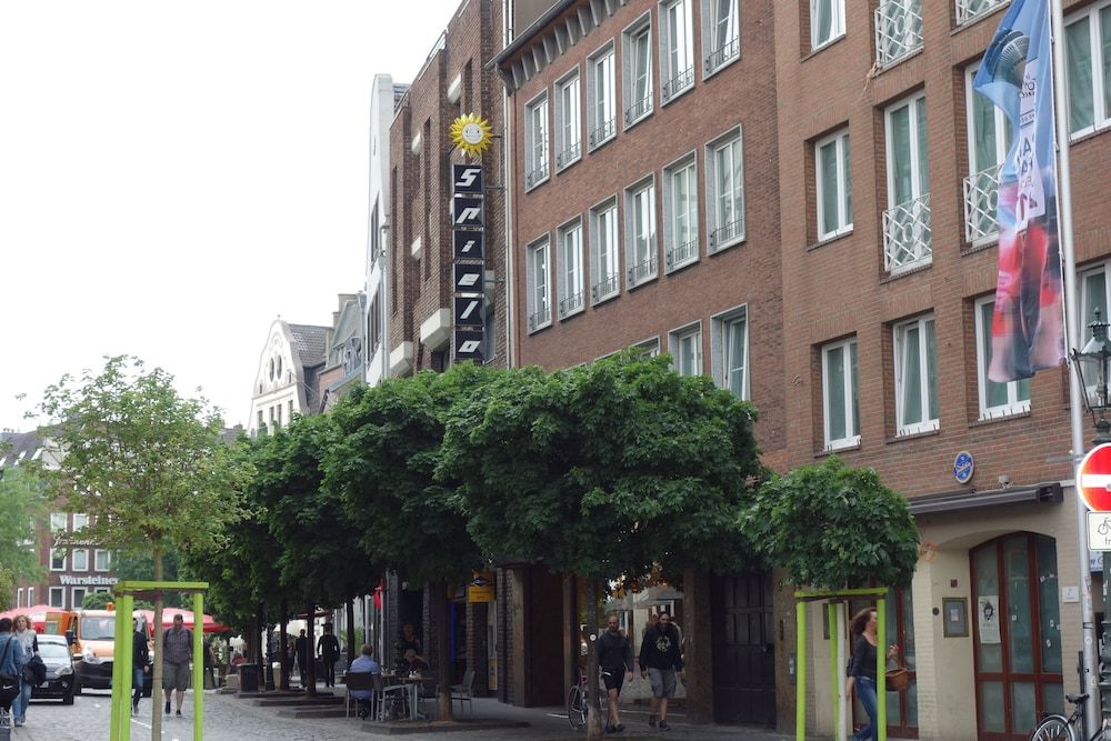 undefined Old Town Apartments 9