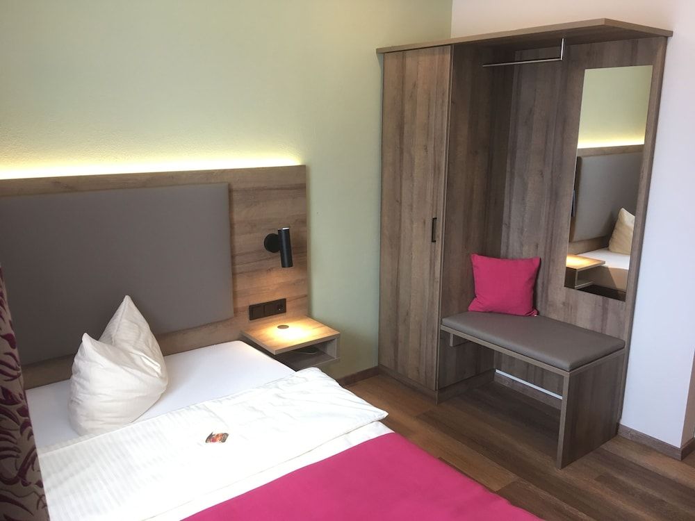 Hotel Bauer garni Single Room