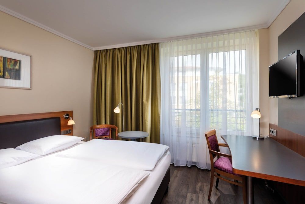 Seminaris Seehotel Potsdam Standard Double Room 2