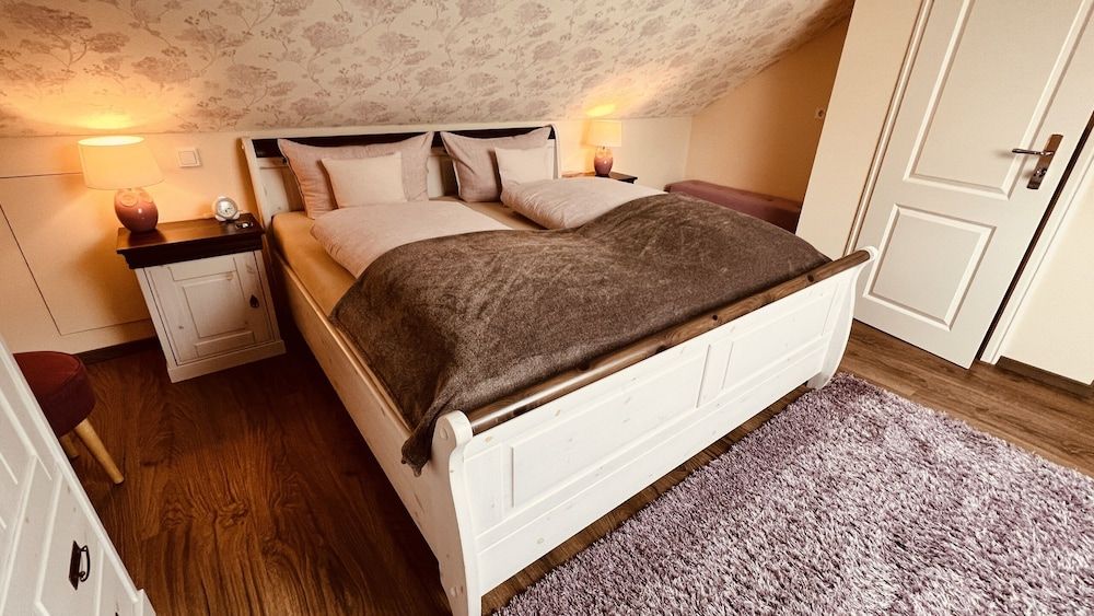 Deluxe Apartment, Private Bathroom