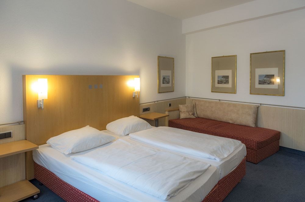 Standard Room, 2 Twin Beds