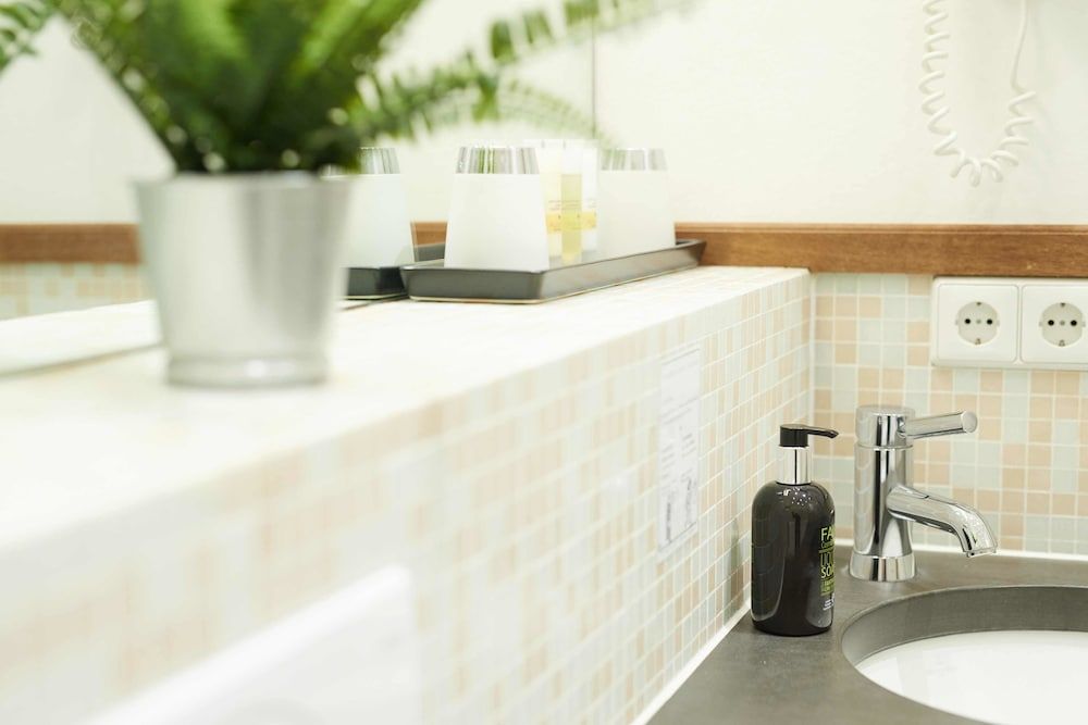 Hotel Zur Alten Brücke Deluxe Double Room, Non Smoking 13