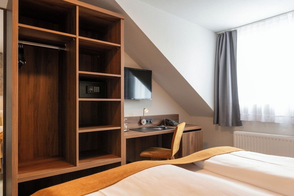 Art Hotel Aachen Standard Double Room 7