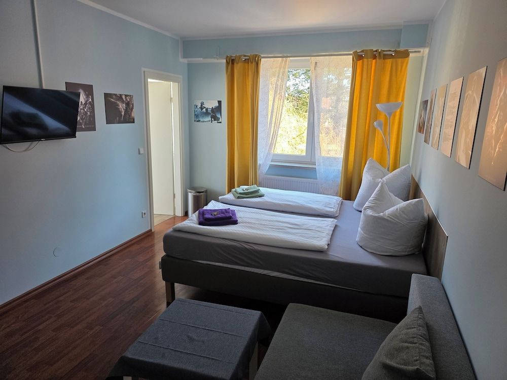 Pension am Filmpark Basic Double or Twin Room, 2 Twin Beds 21