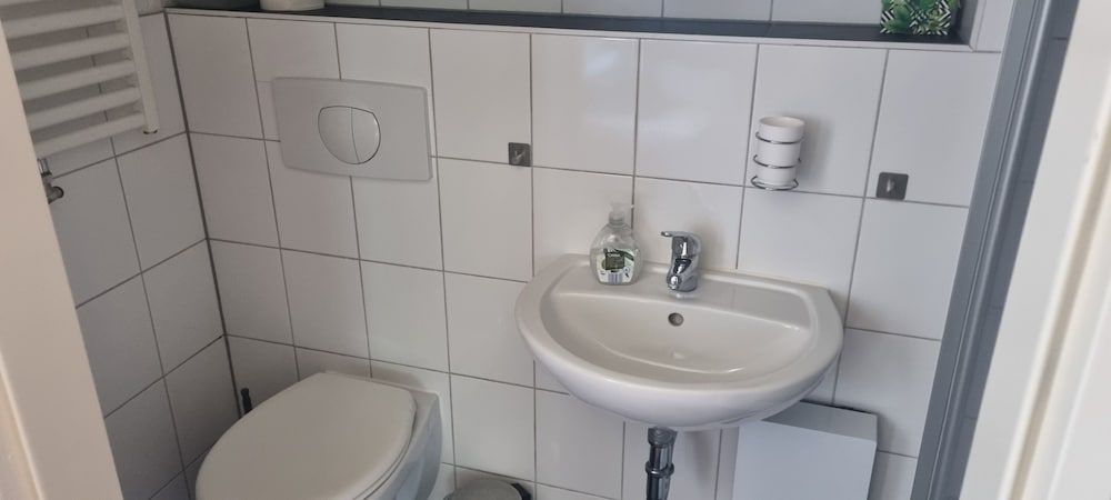 Pension am Filmpark Basic Quadruple Room 5