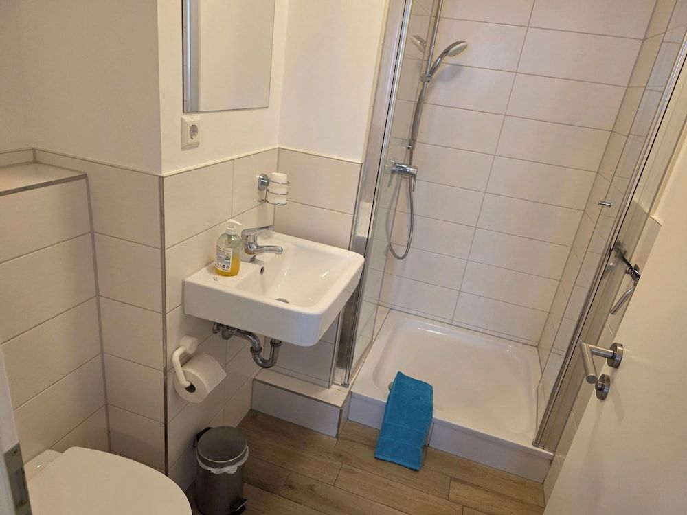 Pension am Filmpark Basic Double or Twin Room, 2 Twin Beds 13