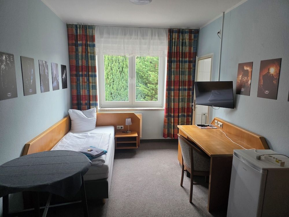 Pension am Filmpark Basic Single Room, 1 Twin Bed 2