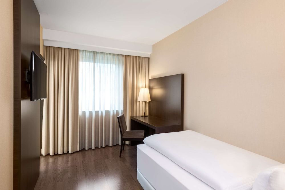 undefined NH Düsseldorf Königsallee 6