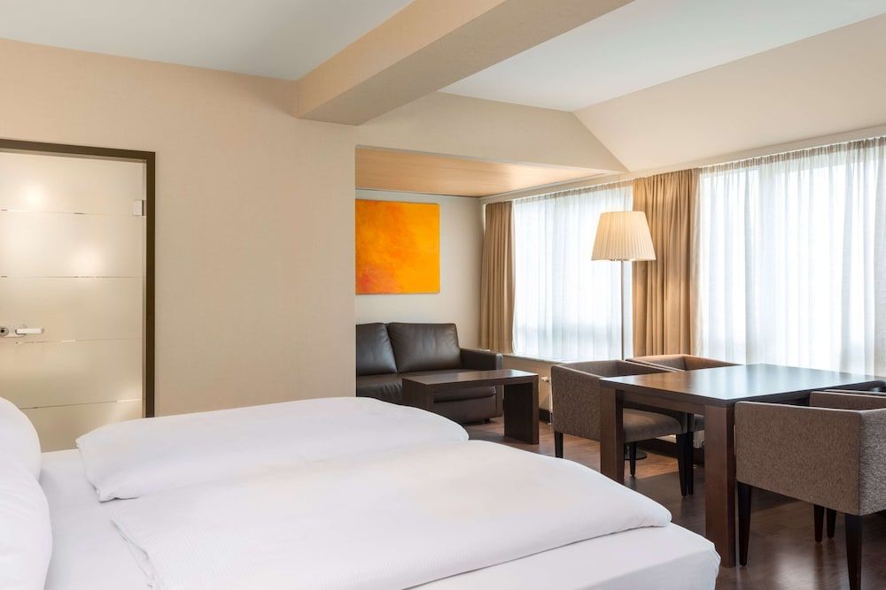 undefined NH Düsseldorf Königsallee 3