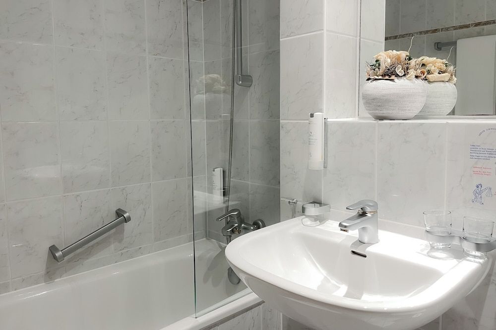 Hotel Alekto Double or Twin Room 4