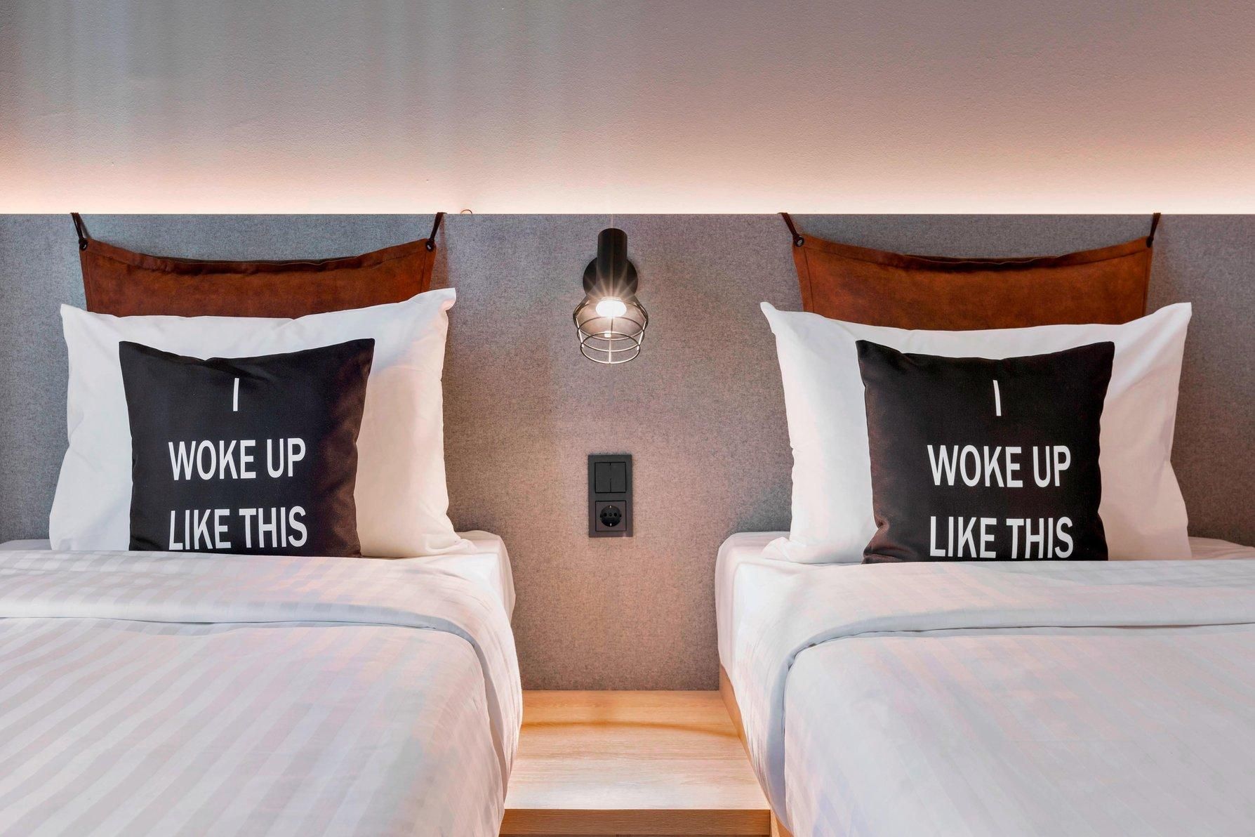 Double Moxy Sleeper, Guest room, 2 Twin