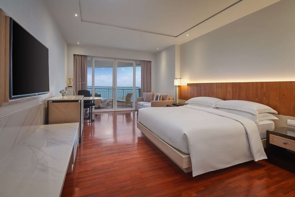 Premium Room, 1 King Bed, Ocean View (Plus)