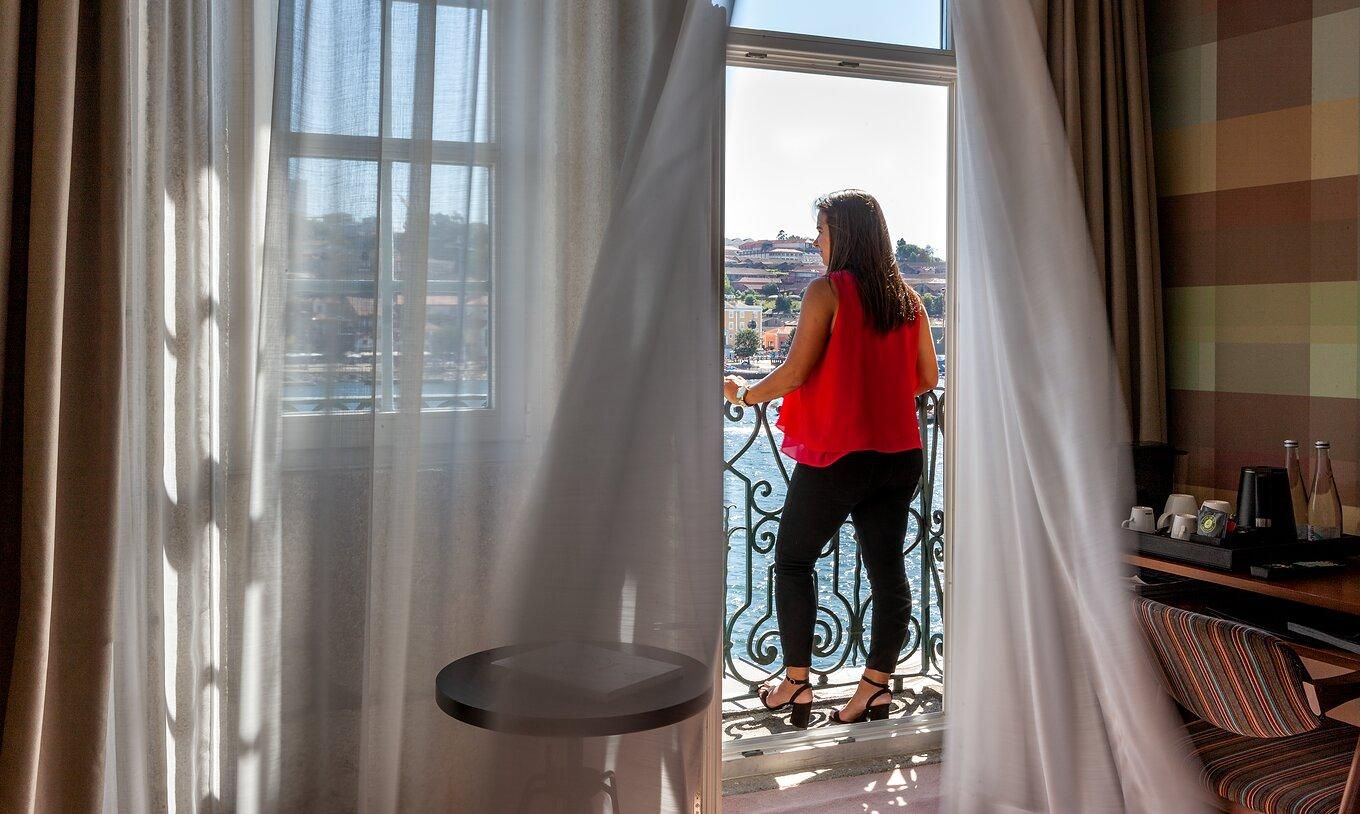 Balcony Room