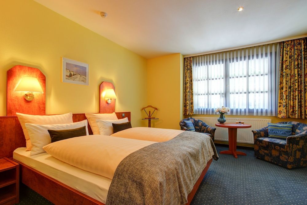 undefined Hotel Elbinsel 4