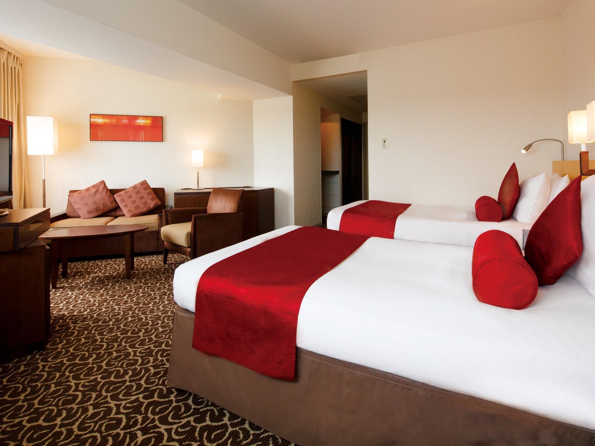 2 Single Beds Premium