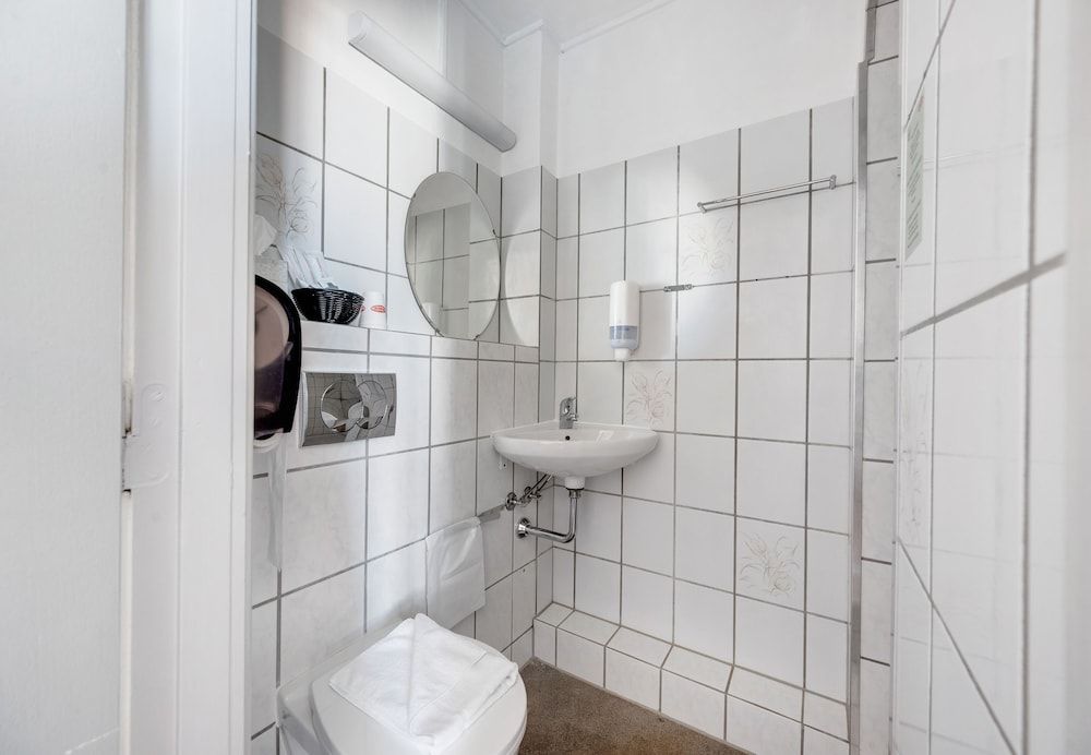 Hotel Postgaarden Triple Room 5