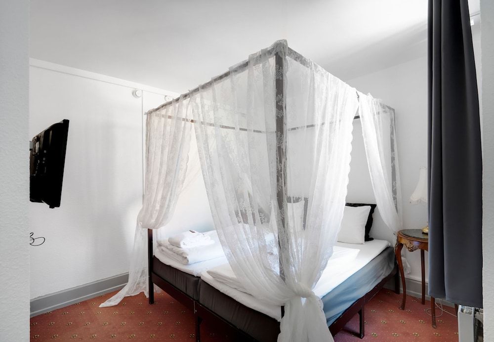 Hotel Postgaarden Triple Room 2