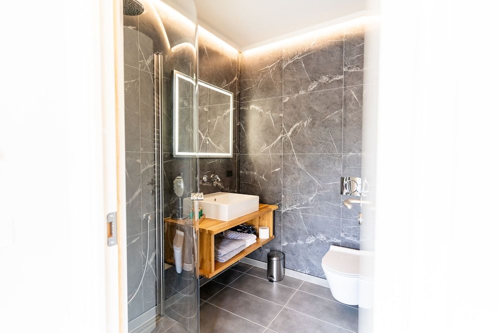 Kaløvig Badehotel Deluxe Double Room 4