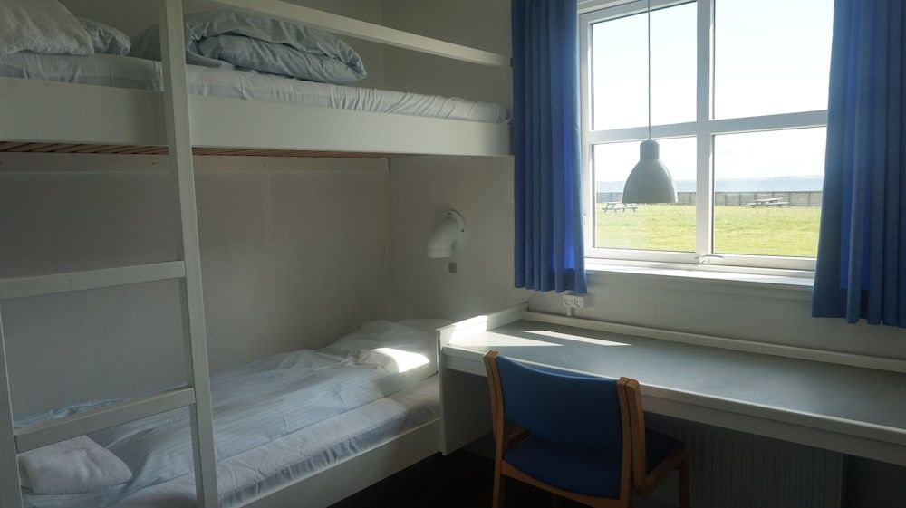 Kaløvig Badehotel Basic Room, 2 Twin Beds, Shared Bathroom 3