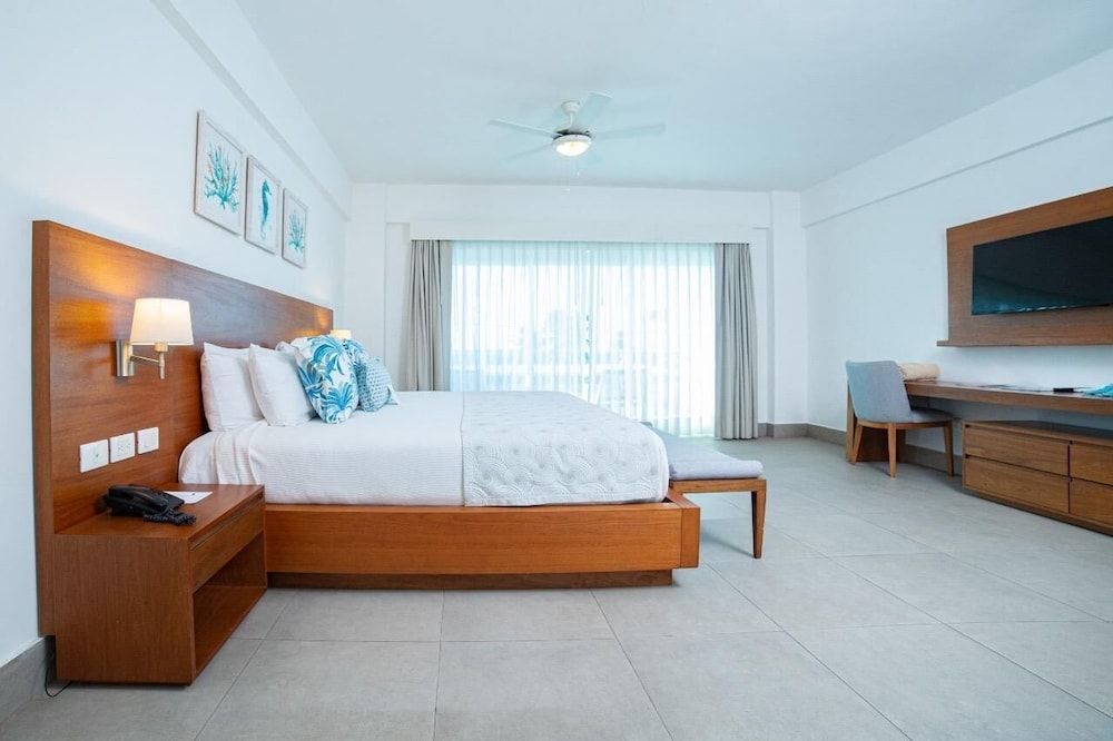Presidential Suites Lifestyle Cabarete - Room Only Junior Studio Suite, Garden View 3