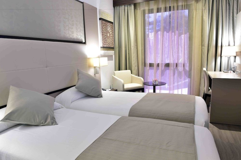 Comfort Twin Room