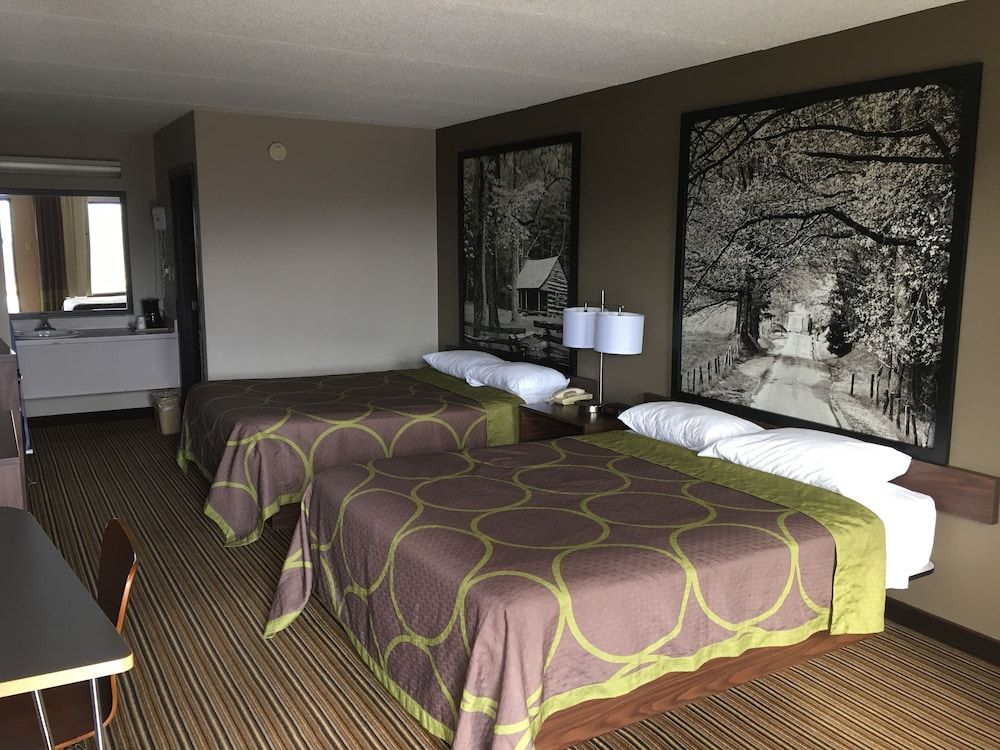 Room, 2 Queen Beds, Non Smoking