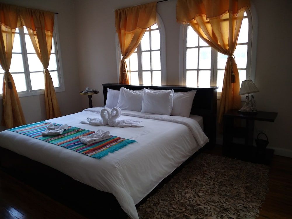 Villa De Sant Hotel Boutique Superior Suite, 1 Bedroom 2