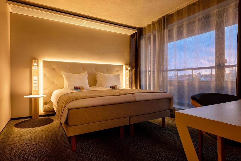 Metropol Spa Hotel Suite, Balcony 2