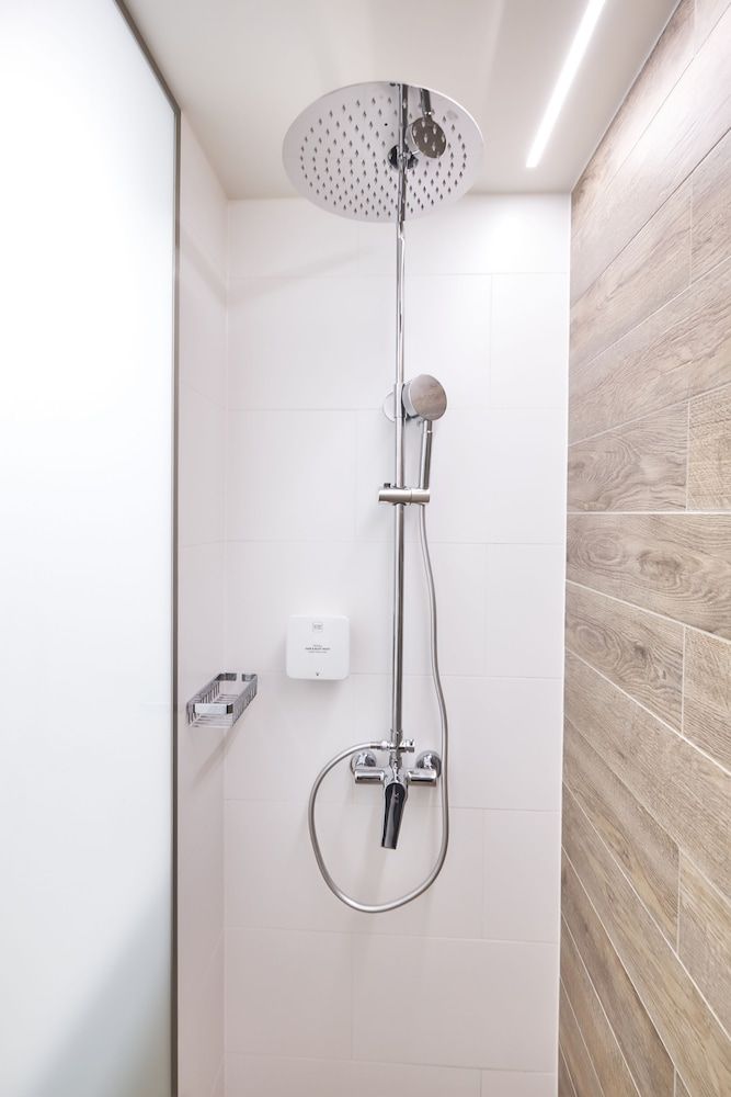 Metropol Spa Hotel Deluxe Double Room 4