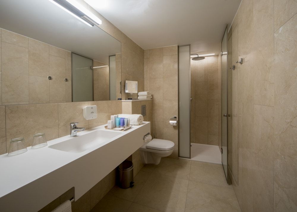 Metropol Spa Hotel Deluxe Double Room 6