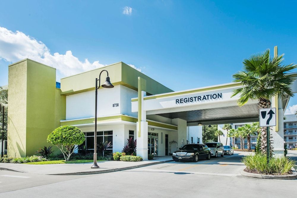 undefined Avanti International Resort 7