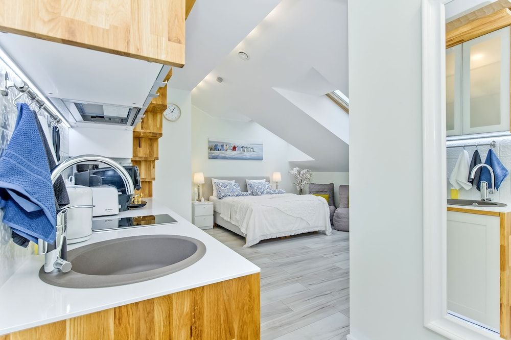 Design Loft (E)