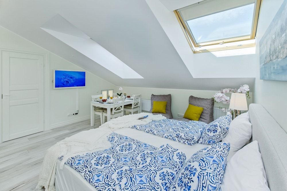 Design Loft (B)