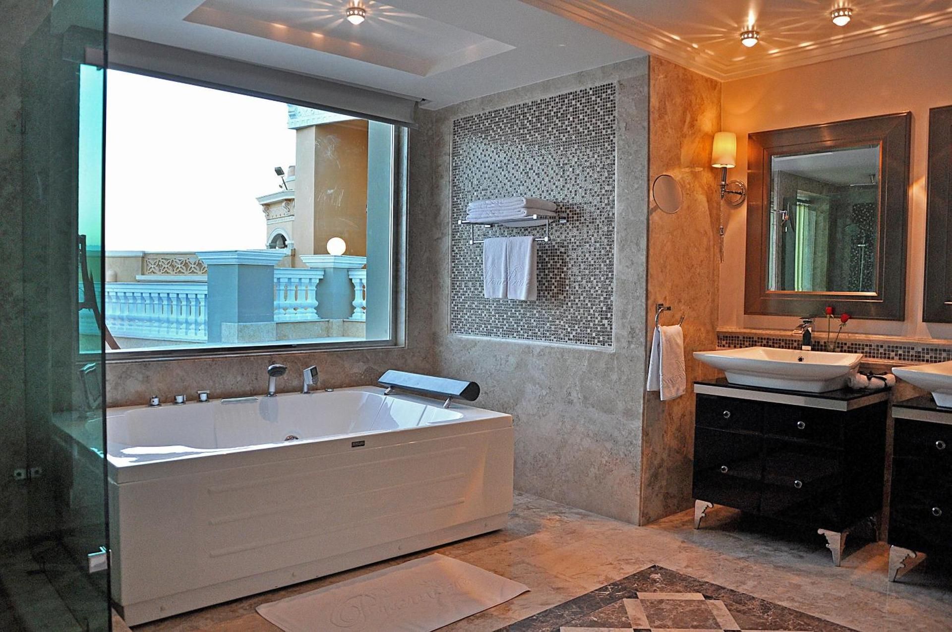 Royal Suite