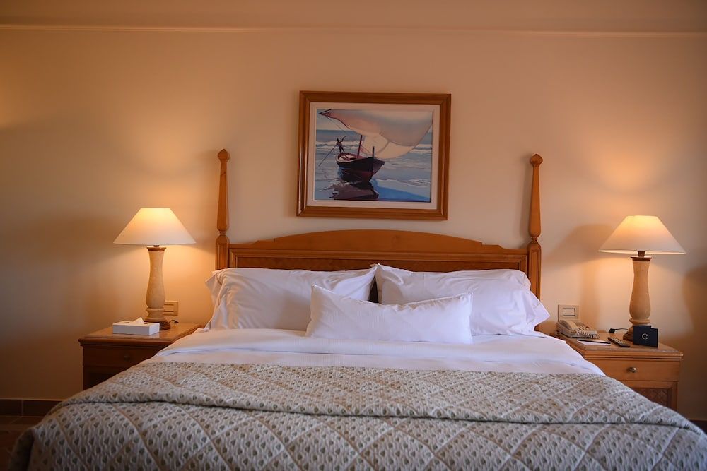 The Cascades Golf Resort Spa and Thalasso Executive King or Twin Golf, Pool and Sea View