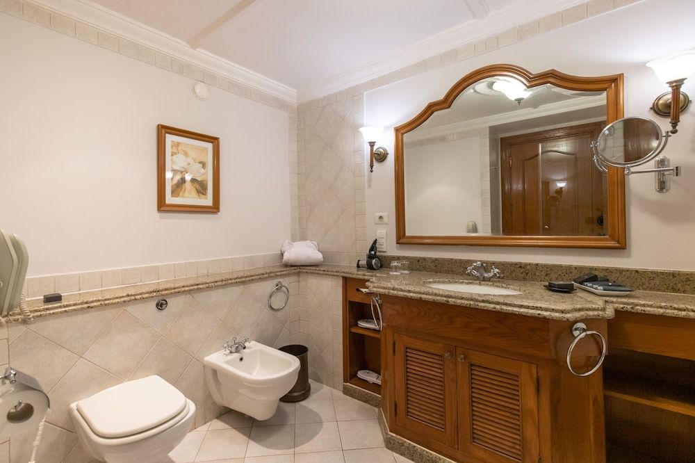 The Cascades Golf Resort Spa and Thalasso Executive King or Twin Golf, Pool and Sea View 5