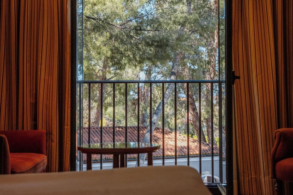 Hotel Termes Montbrio Deluxe Double or Twin Room 3