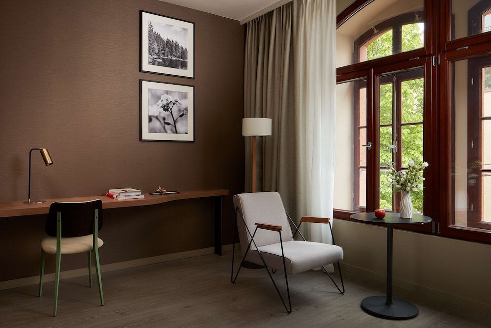 NH Collection Heidelberg Junior Suite (Extra Bed 3 Adults) 6